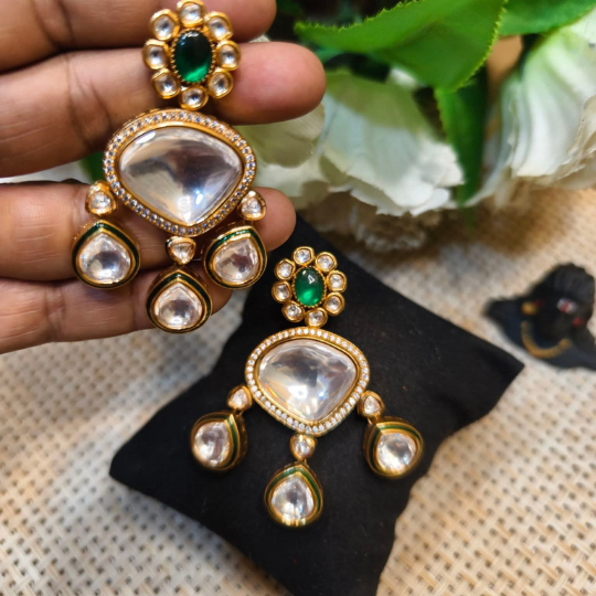 Kundan earrings